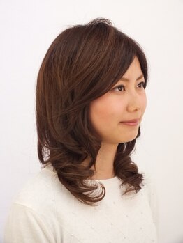 髪や頭皮など、あらゆるお悩み解決をサポート！一人ひとりの髪の状態を見極め、最適なメニューをご提案♪