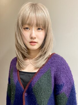 イギー(igggy) セミロングレイヤー☆ミルクティカラー