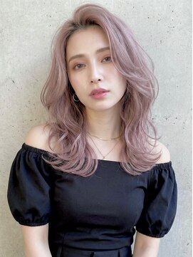 ロウル 渋谷(LOWRL) ミディアムレイヤーカット/ハイトーン/ブリーチ/渋谷