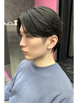 メンズサロン スライバイリアオオサカ(Sly By Ria OSAKA) ~曲がる縮毛矯正で作る毛流れセンターパート~【大阪/梅田】