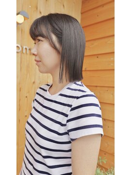 グーム(goom.) 透明感オリーブグレージュ◎切りっぱなしボブ×20代30代