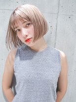 ルティア(Lutia) ショートボブのホワイトグレージュ☆