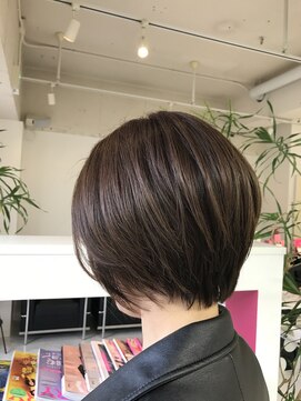 ディーバ ヘアーデザイン(Diva Hair Design) クール系ショートボブ