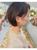 耳掛けハンサムショート大人可愛いワンサイドショート(ロミー)