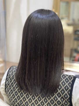 アッシュ 稲田堤店(Ash) ミディアムストレート