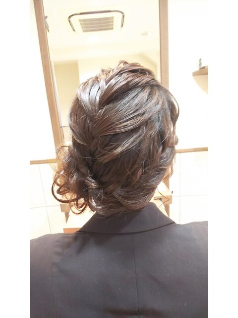 サイドポイント ヘアアレンジ