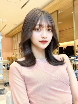 アフロートリノ(AFLOAT Leino) 【黒田葉月】20代30代40代◎韓国レイヤーくびれスタイル