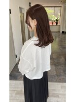 リズム(lysm)&nbsp;ブリック × ミディアムヘア