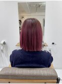 切りっぱなしボブ　ワインレッドカラー