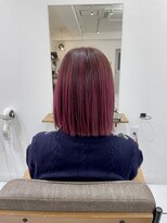 ベンチ 高田馬場店(bench) 切りっぱなしボブ ワインレッドカラー