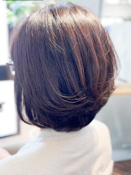 アトリエアルシュ(atelier ARCHE) 髪をすかれ過ぎた失敗を修正して大人丸みボブ