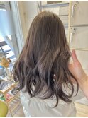 〈Lilly勝田台 佐藤愛〉アディクシーカラー グレージュ