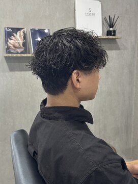 ラック(LUCK) ダークアッシュ/アッシュブラック/カルマパーマ/ベリーショート