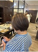 ショートボブ