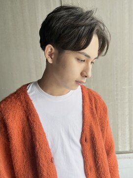 シーア(ciia) センターパート ニュアンスパーマ カルマパーマ ショートパーマ