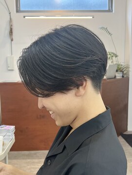 ファルベ(Farbe) ニュアンスパーマ/センターパート/ベリーショート/アッシュ