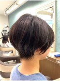 黒髪ショート