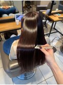自然な仕上がりの縮毛矯正