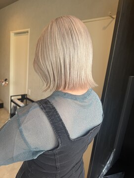 オクト(Octo) white beige