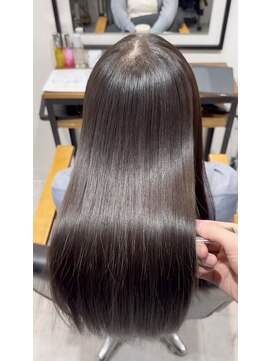 アーバン(URBAN.) 美髪ストレート【縮毛矯正】