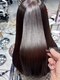ビー ヘアードレッサーズ(b.Hair Dressers)の写真/あなたの髪質や理想に合わせて薬剤を選定◎施術後の柔らかく滑らかな触り心地を是非体験してください◇