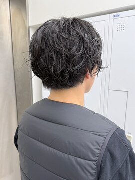 ビューナゴヤ 名駅(VIEW NAGOYA) スパイキーショート/波巻きパーマ/サーフカール/メンズ/フェード