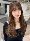 レイヤーカット顔まわりストレートロングレイヤー