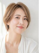 ティータ(teeta)&nbsp;【診断】丸顔カバー★艶ミルクティーブロンド×似合わせショート