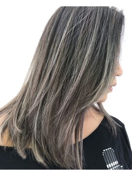 クレア 茅ヶ崎(CREA) ホワイティバレイヤージュ