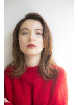 ミエル ヘア 新宿(miel hair) 〈mielhair新宿〉ナチュラルミディ　ハイライト　イルミナ