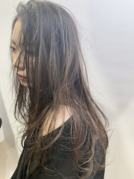 イースタイル 志都呂店(e-style com’s hair) 安定の人気グラデーションミルクティー#シースルーバンク＃恒吉