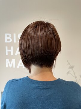 ビスヘアアンドメイク(BIS hair&make) アシンメトリー