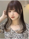 ”インナーカラーホワイトベージュ×レイヤーカット