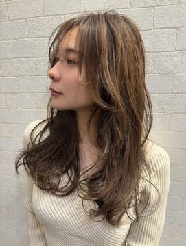 エイティヘア(Eighty hair) 大人かわいいロングフェザーカール