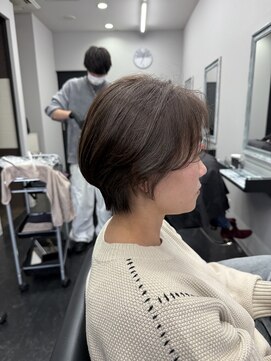 バレ(BALE) 丸みショートカット