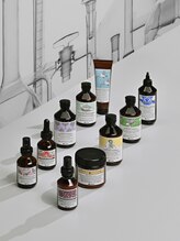 ７種類の選べる香りとフルフラットシャンプー台で極上のヘッドスパ体験