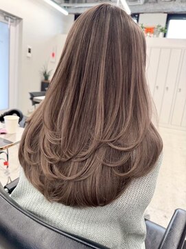 ヘアサロン リボーン(Hair salon Reborn) 王子駅レイヤーカット グレージュ