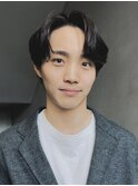 ナチュラルな韓国風センターパート