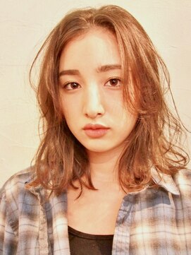 グレープバイン 辻堂(GRAPEVINES) ノーブルミディ／ハイトーン