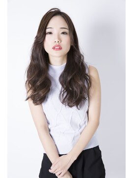 ソーホー ニューヨーク シズオカ(SOHO newyork SHIZUOKA) グラマラスなスパイラルセミディ