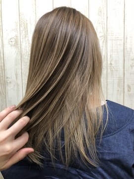 ブレイブシザー(BRAVE SCISSOR) 外国人風ブロンドカラー