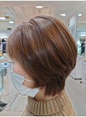 ショートボブ