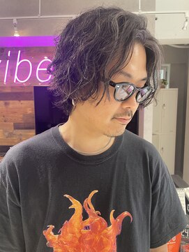 バイブス バイ ケンジ(vibes by KENJE) スパイラルパーマ