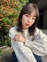 アンガーデン(Une GARDEN)&nbsp;前髪/くびれミディアム／黒髪/レイヤーロング/グレーベージュ