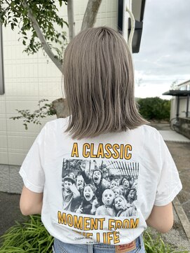 セプト 天神大名(SEPT.) グレージュカラー　アッシュベージュ　ダブルカラー　ミディアム