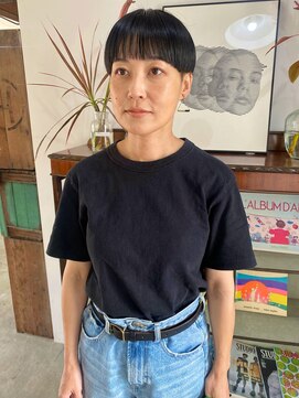 ヘアーアイストゥーレ(HAIR ICI TRE) 20代30代40代小顔ハンサムショートブルーブラック　担当吉澤