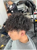 波巻きパーマスパイラルパーマツイストスパイラルパーマメンズ
