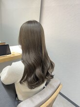 エクラートリアーラ 町田店(ECLART Reala) 透明感明るめオリーブグレージュ