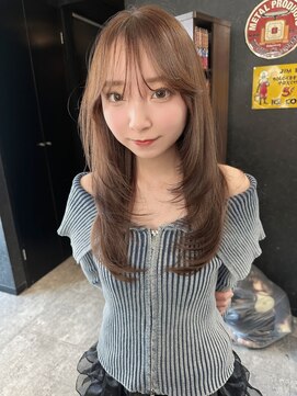 バトー(bAteAu) レイヤーカット　ベージュカラー