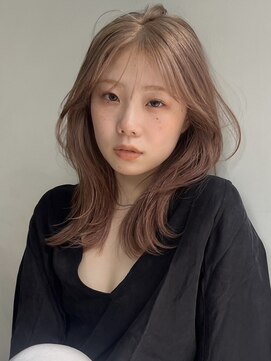 エイチ(H) xカット/イメチェン/ホワイトブロンド/外ハネボブ/美髪/